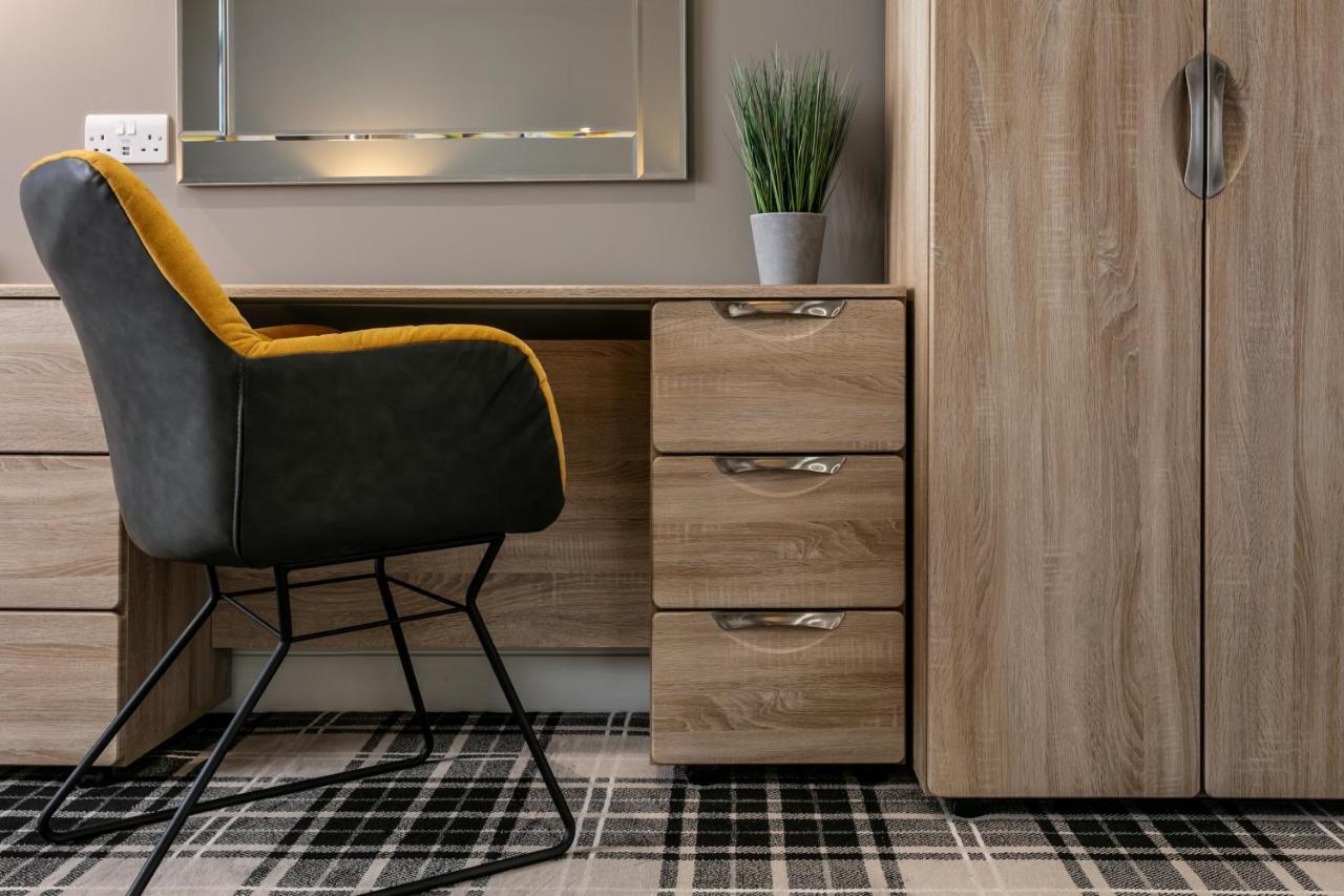 Roydon Marina Village Hotel 외부 사진
