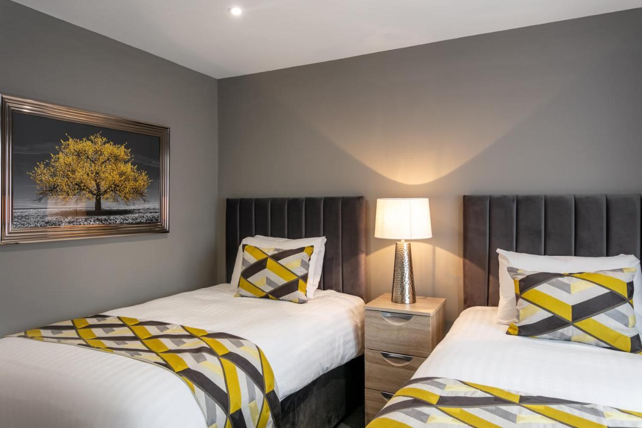 Roydon Marina Village Hotel 외부 사진