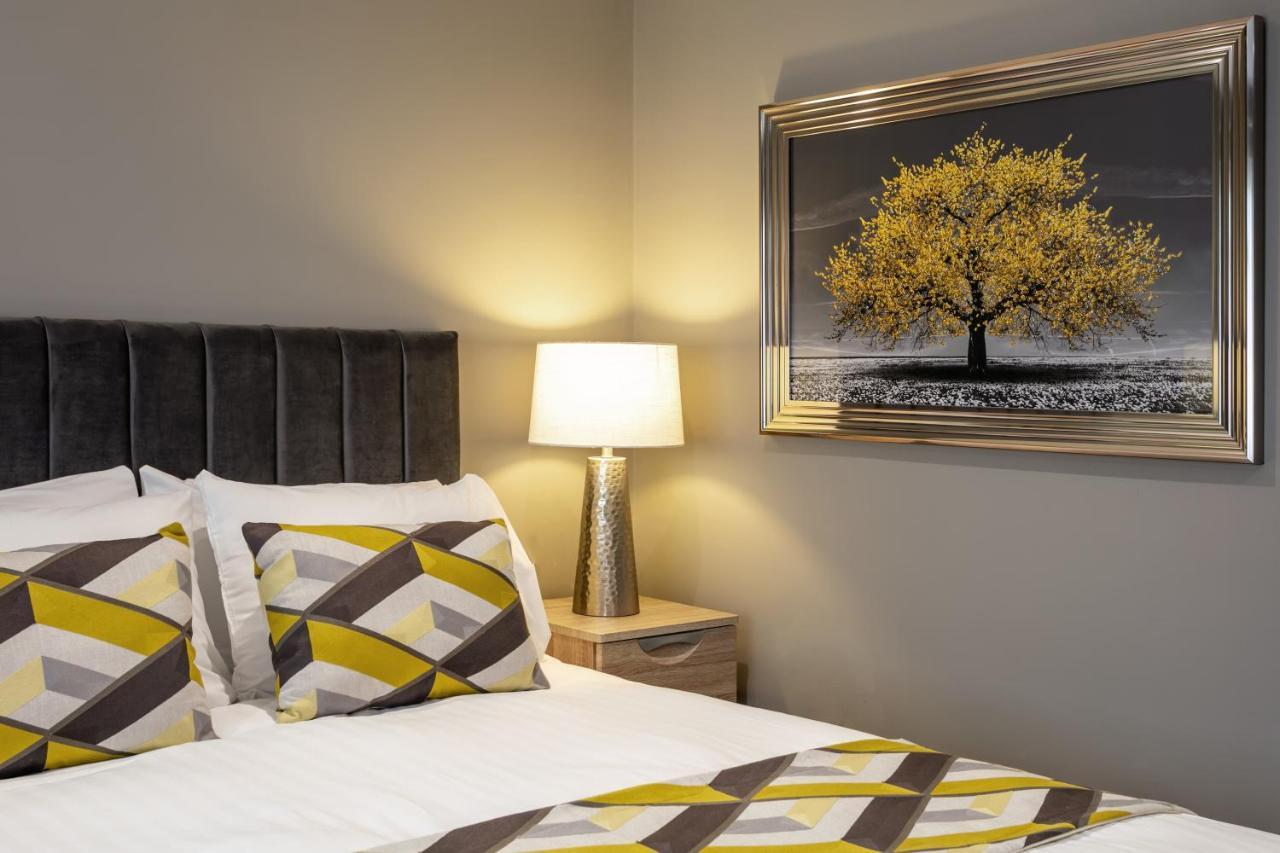 Roydon Marina Village Hotel 외부 사진